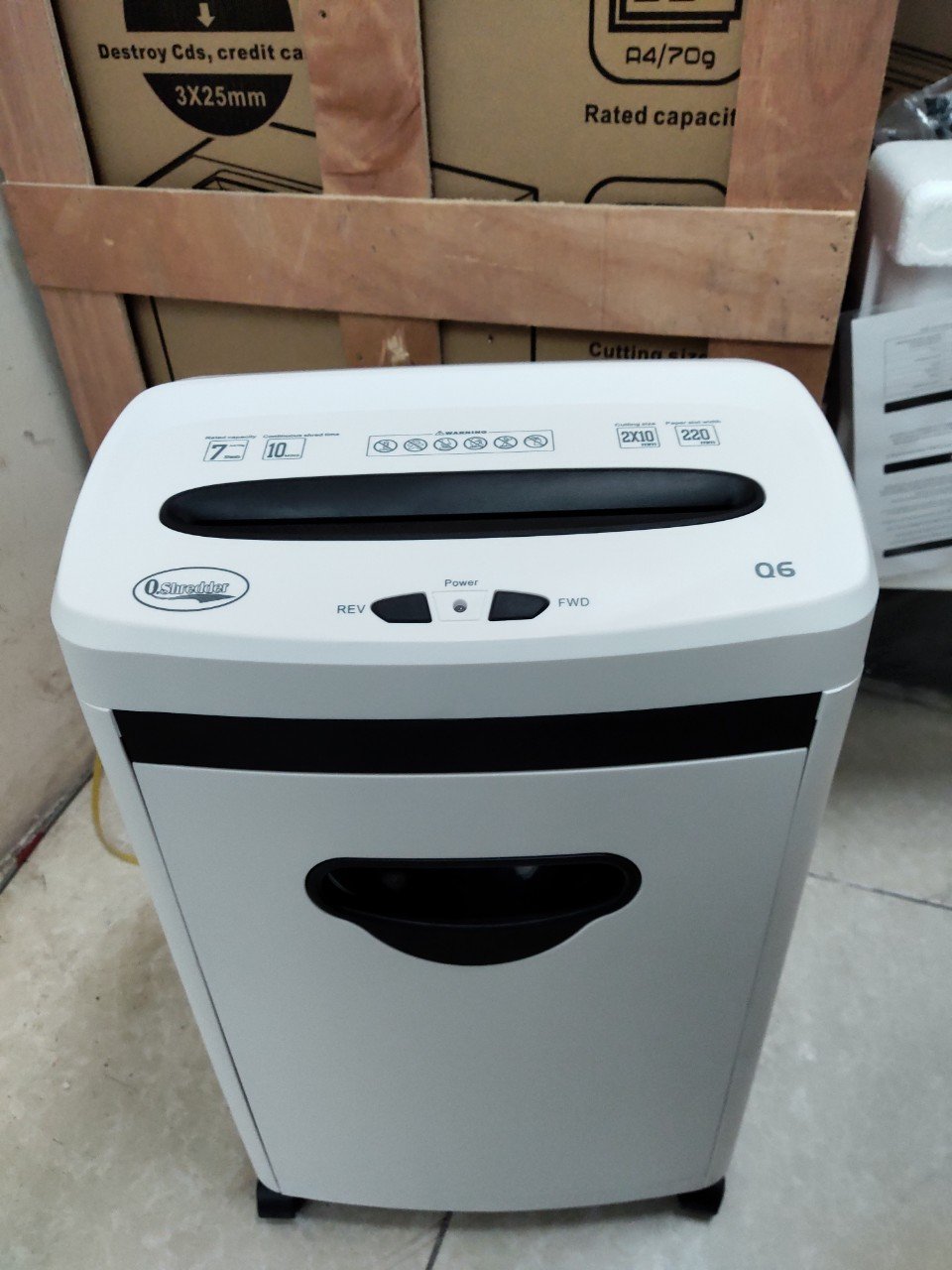 Máy hủy tài liệu Q.Shredder Q6